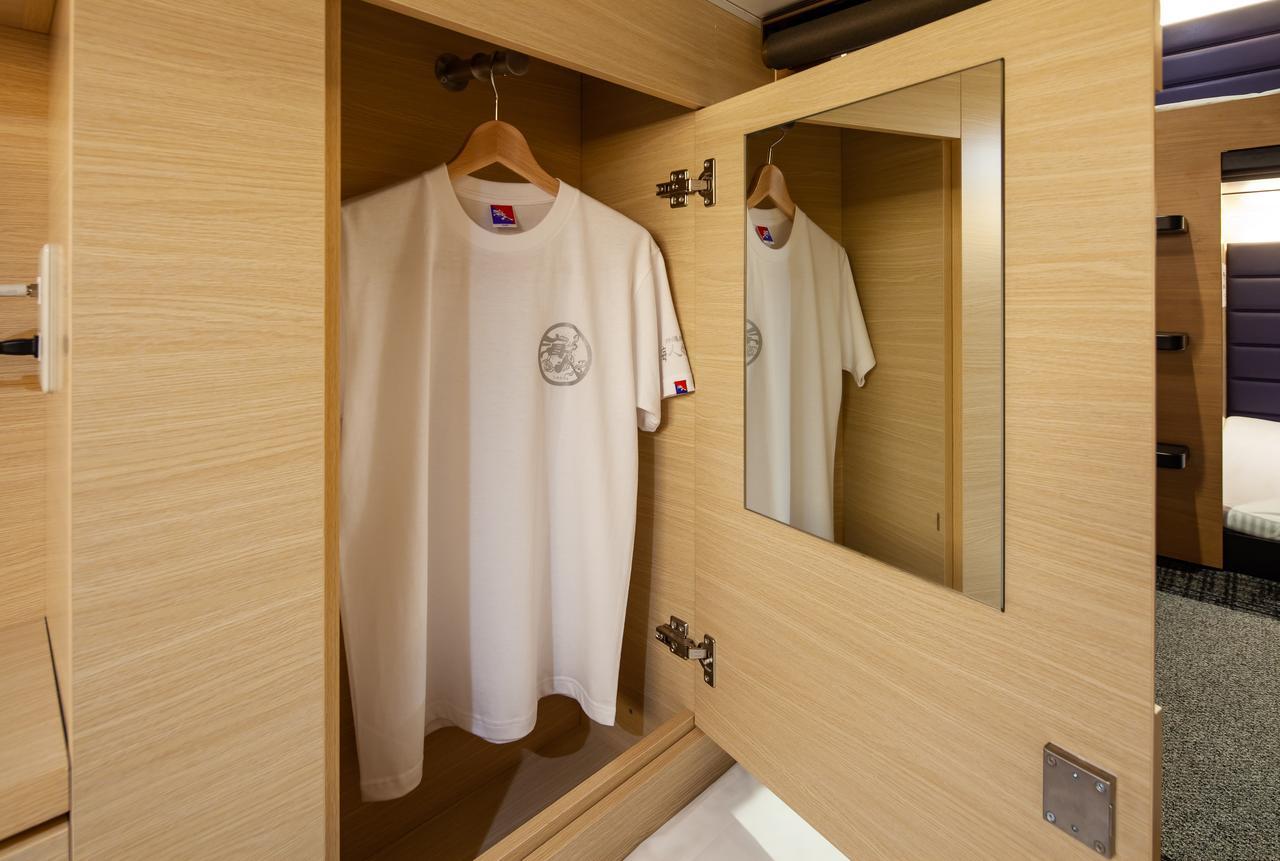 Y'S Cabin&Hotel Naha Kokusai Street Eksteriør billede