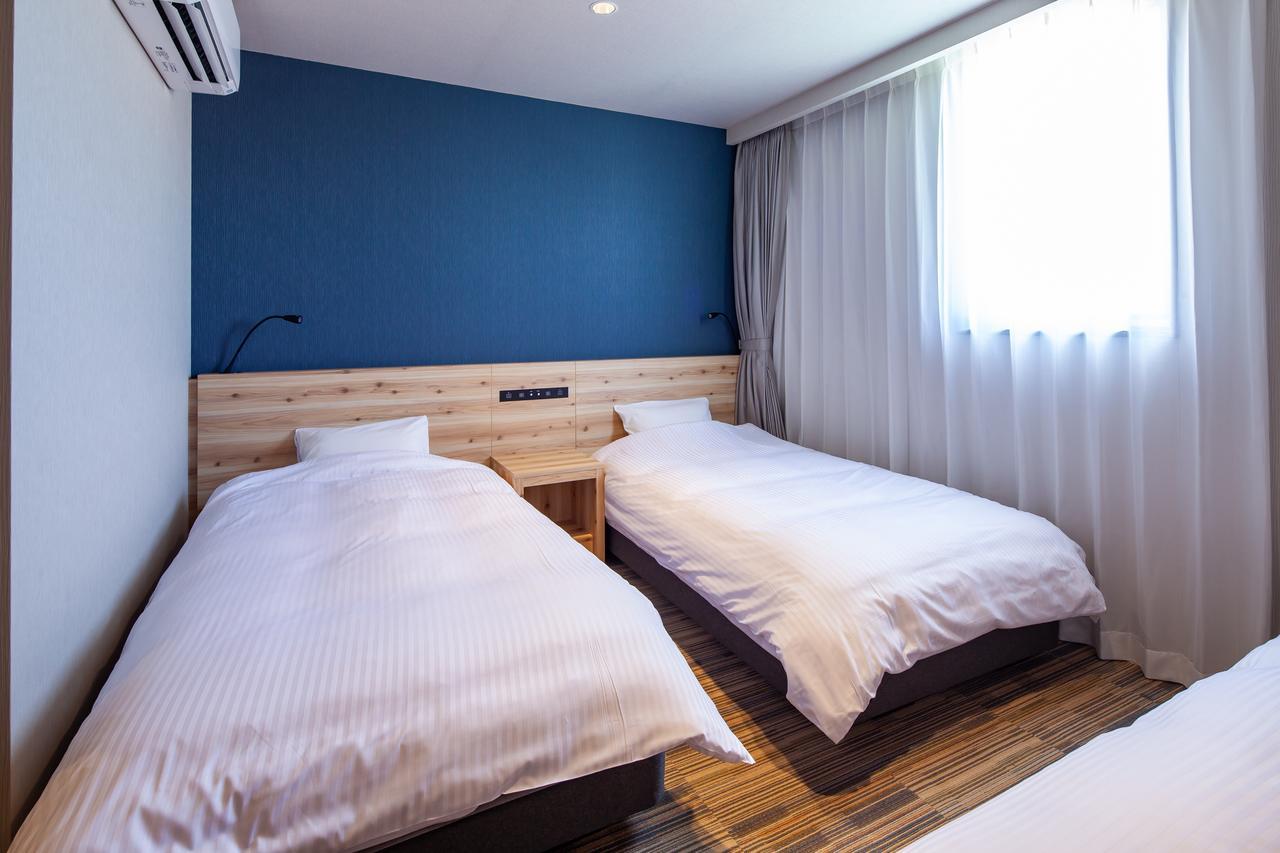 Y'S Cabin&Hotel Naha Kokusai Street Eksteriør billede