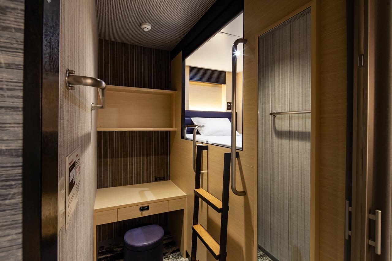 Y'S Cabin&Hotel Naha Kokusai Street Eksteriør billede