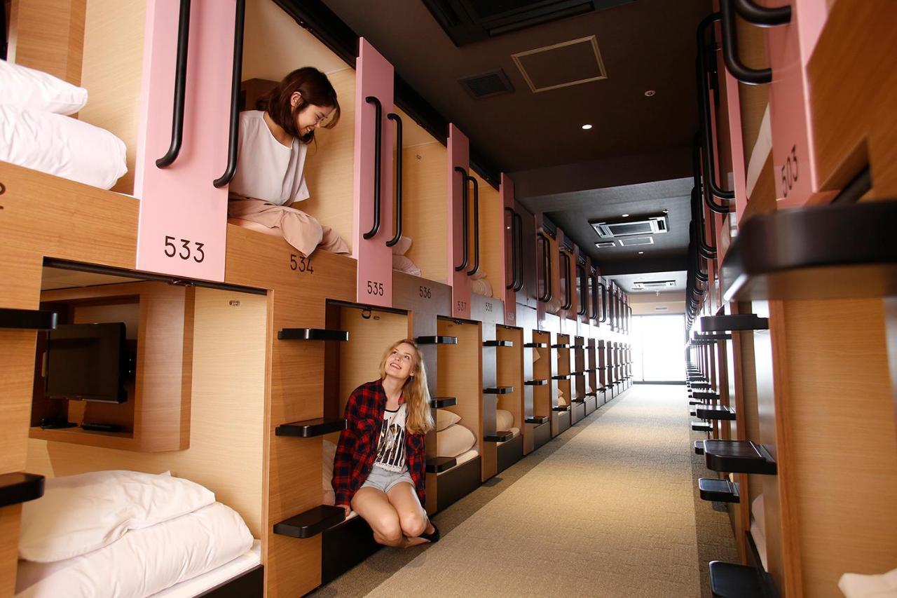 Y'S Cabin&Hotel Naha Kokusai Street Eksteriør billede